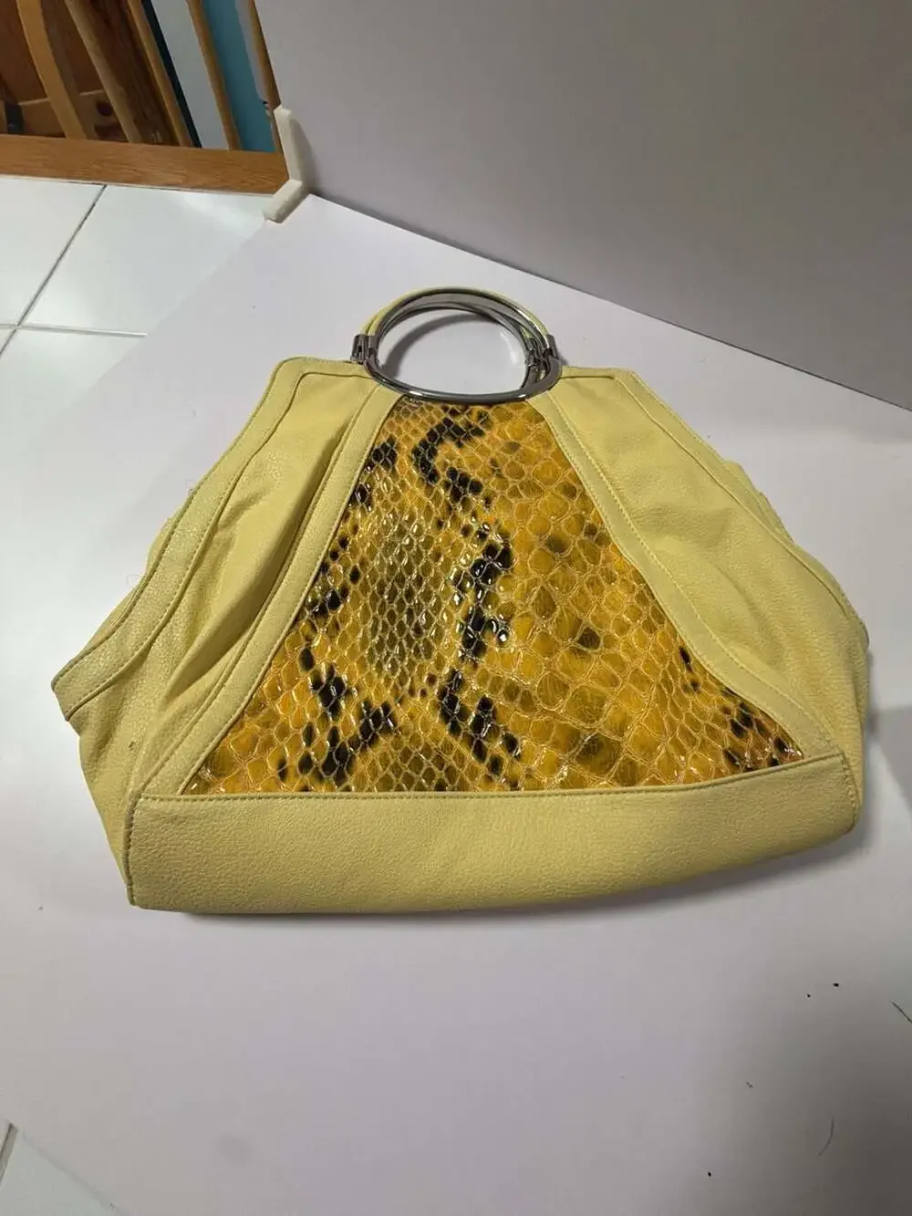 Yellow Pebble Leather and Snake Print Hobo Handbag with Silver-Tone Metal Ring H
